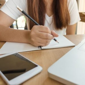 Essential Tips for Managing a Student Budget